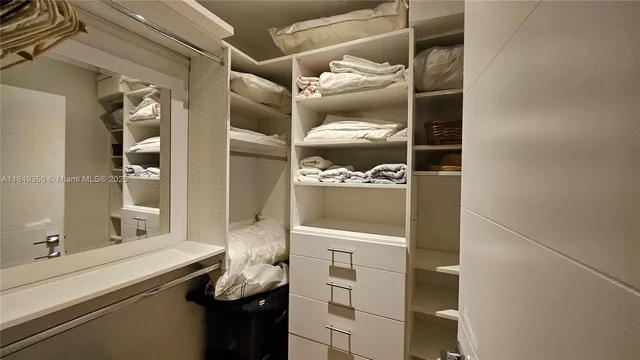 $4,999,000 | 2152 Prairie Avenue, Miami Beach, FL 33139