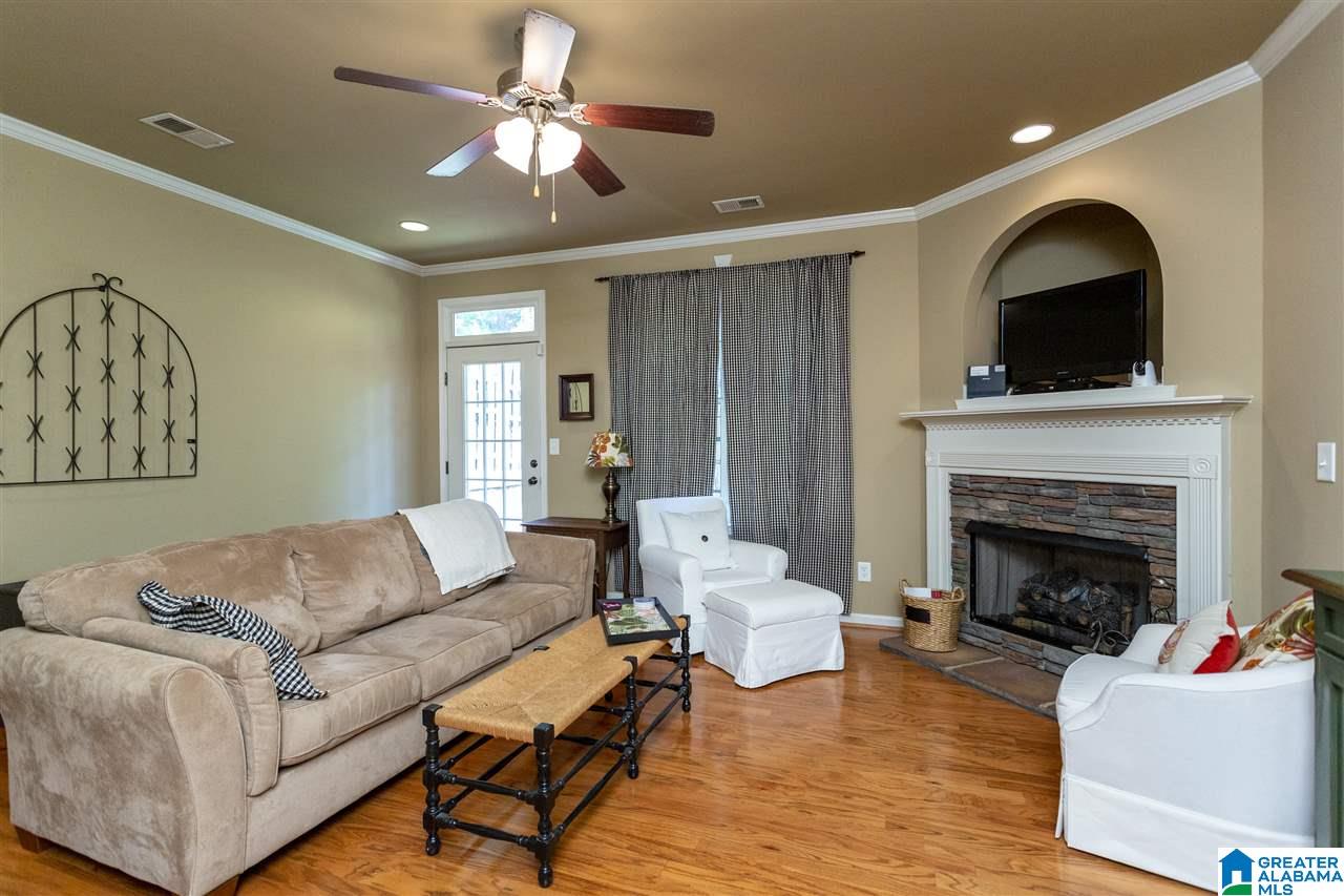 312 Calloway Lane Pelham, AL 35124 - Photo 19 of 38