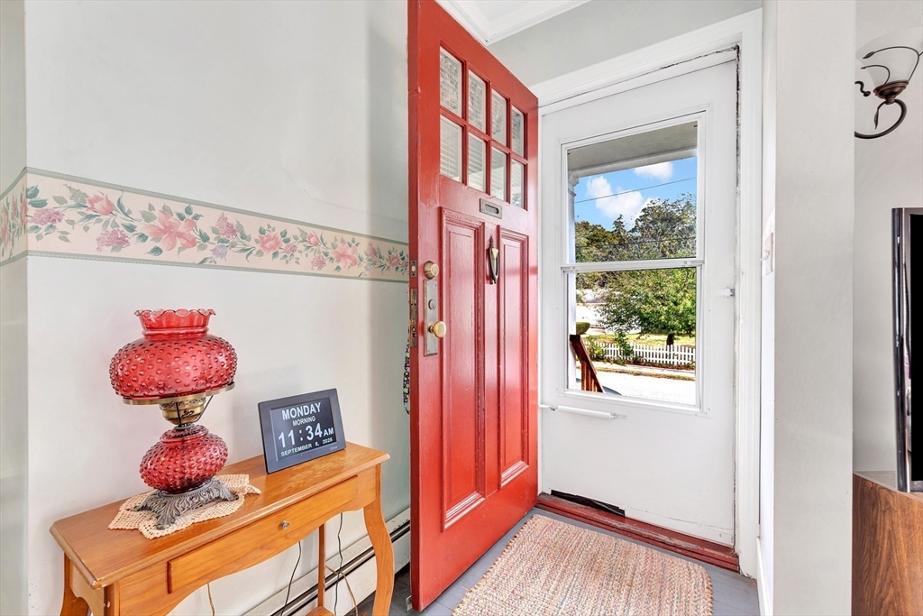 72 Hillside Avenue Lynn, MA 01902 - Photo 3 of 36 a view of an entryway