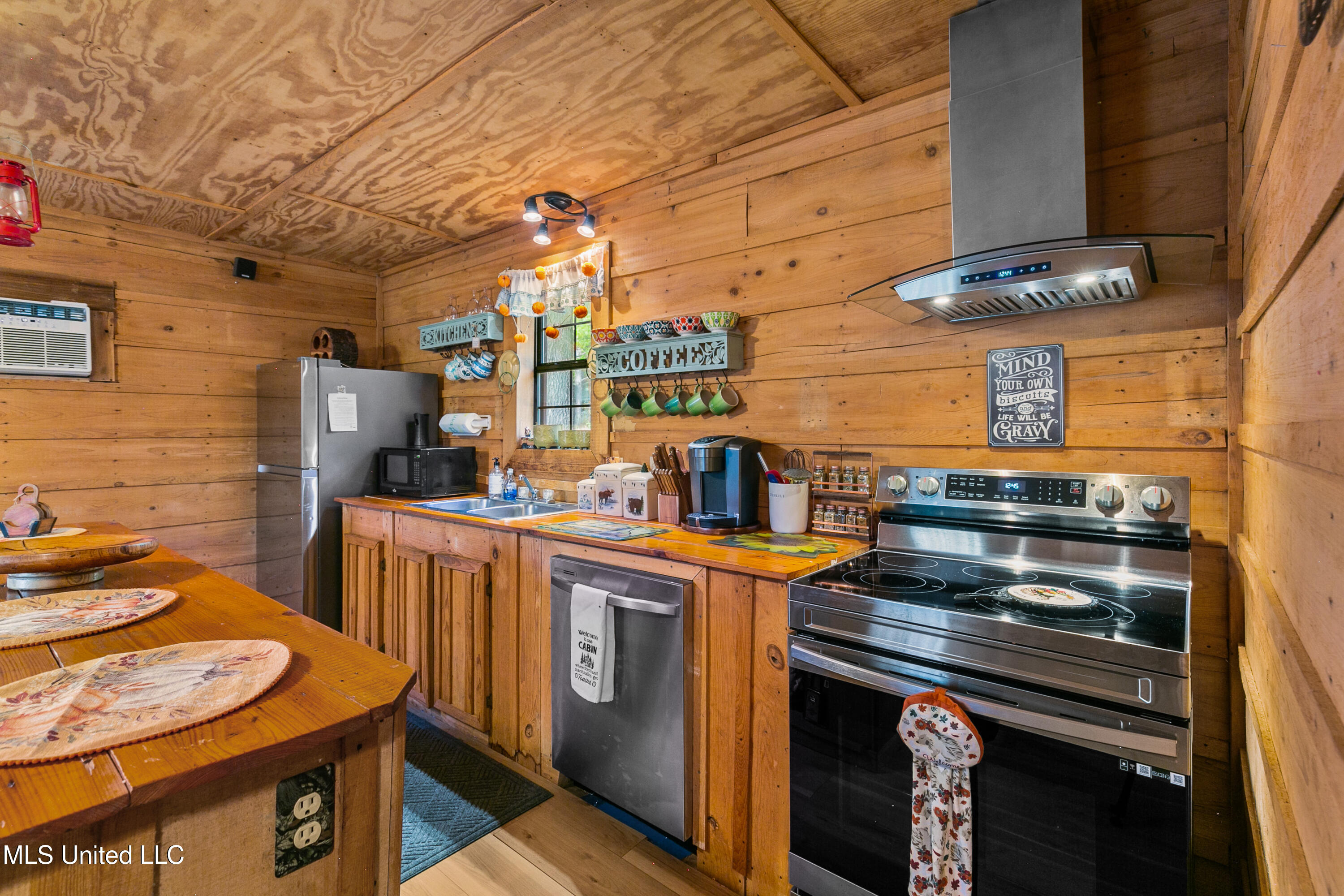 3011 Crowder Creek Road Carthage, MS 39051 - Photo 29 of 103 cabins2023-24