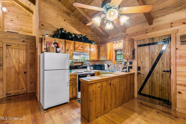 $499,900 | 3011 Crowder Creek Road, Carthage, MS 39051