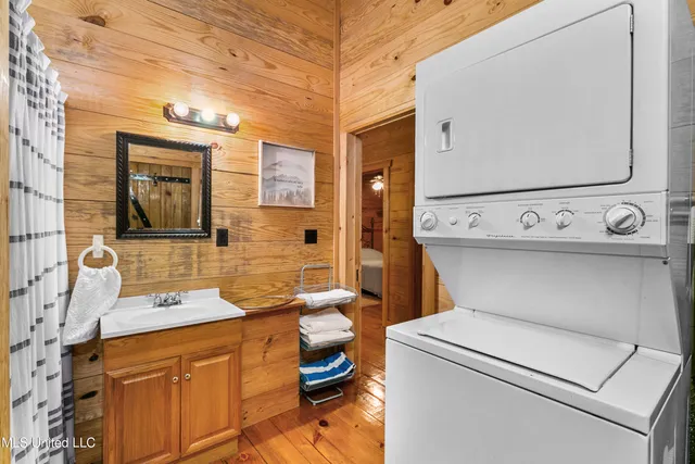 $499,900 | 3011 Crowder Creek Road, Carthage, MS 39051