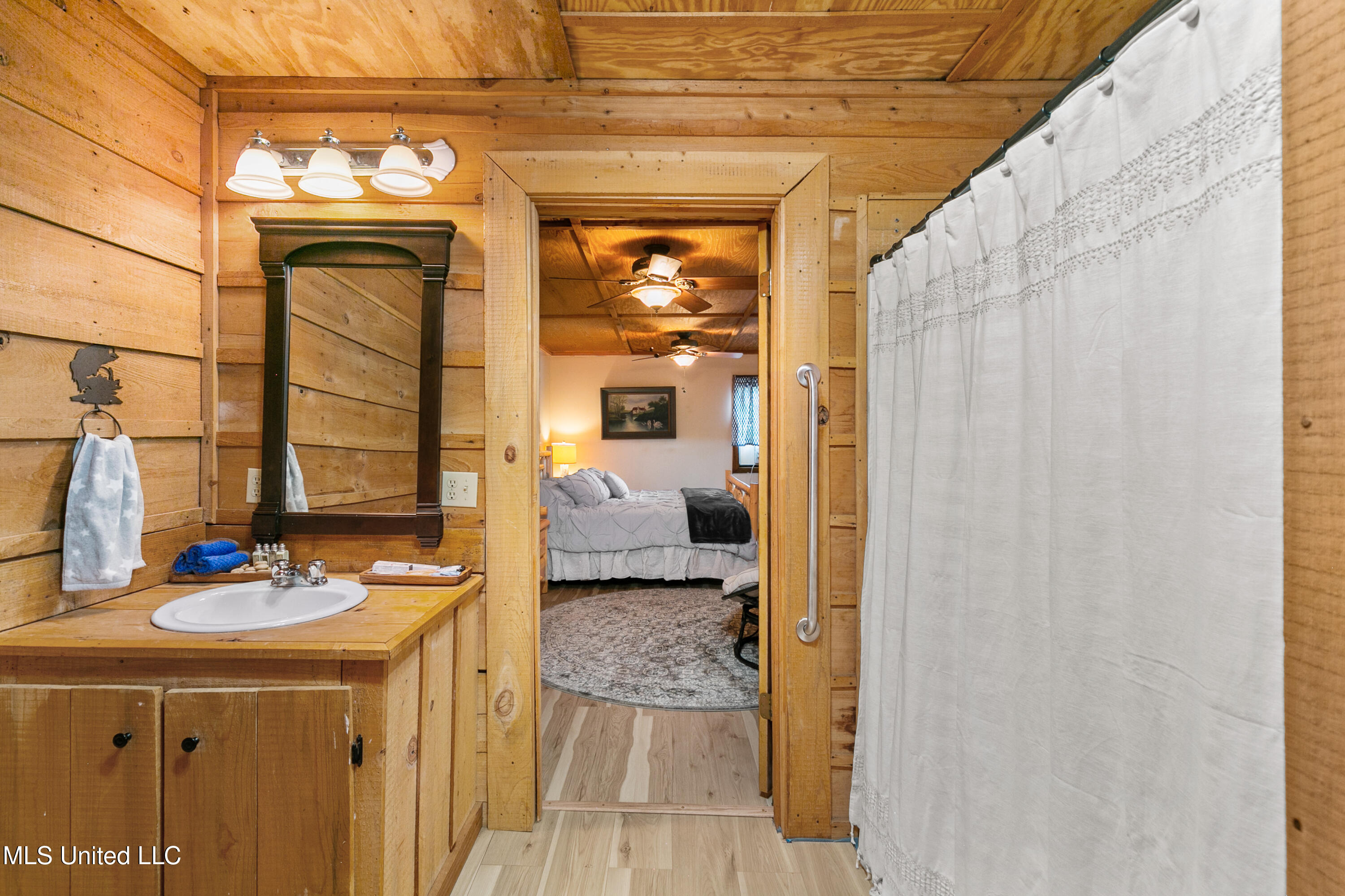 3011 Crowder Creek Road Carthage, MS 39051 - Photo 76 of 103 cabins2023-33