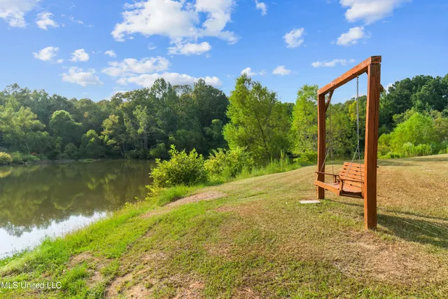 $499,900 | 3011 Crowder Creek Road, Carthage, MS 39051