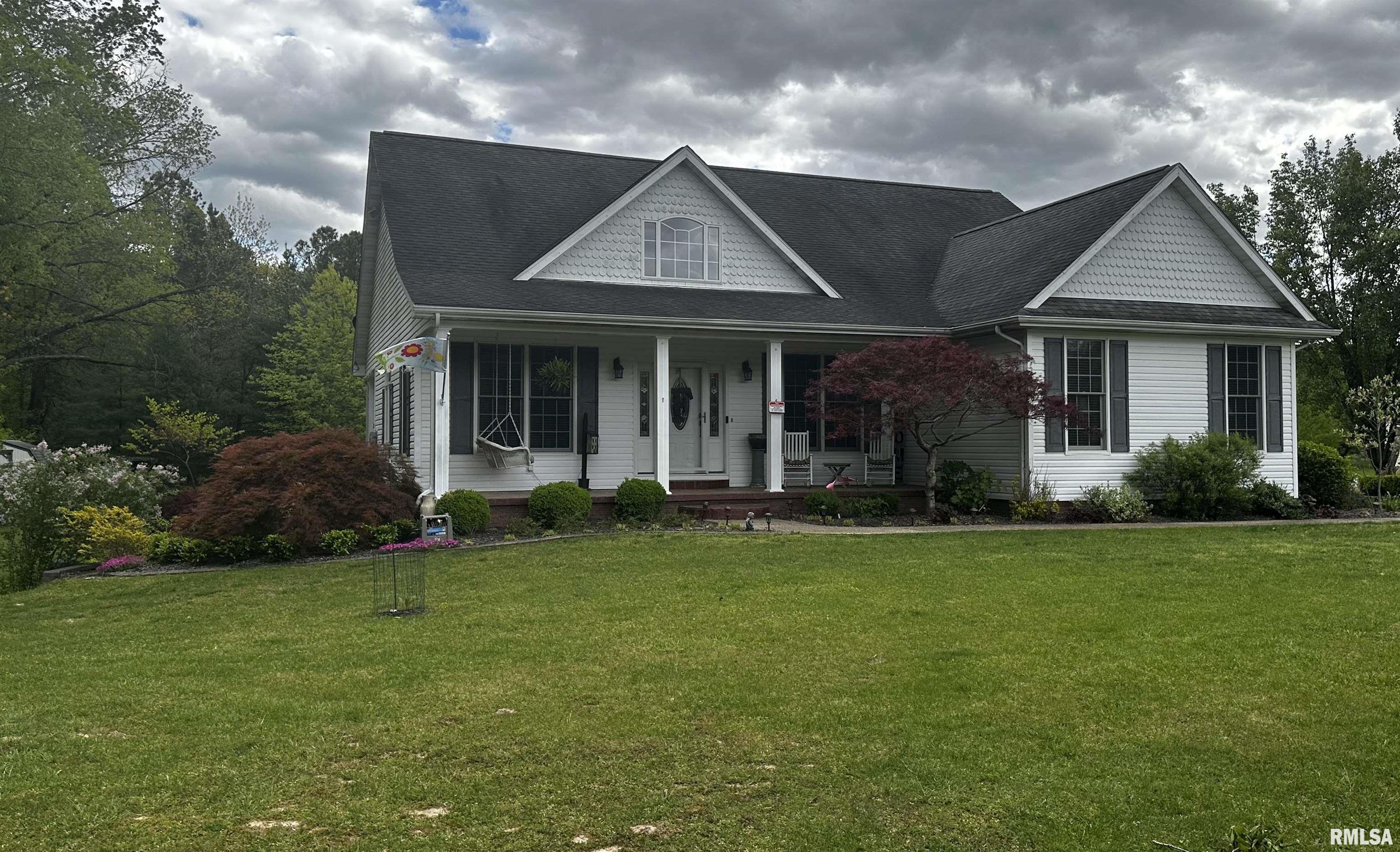 1722 Ullman Road Centralia, IL 62801 - Photo 2 of 91