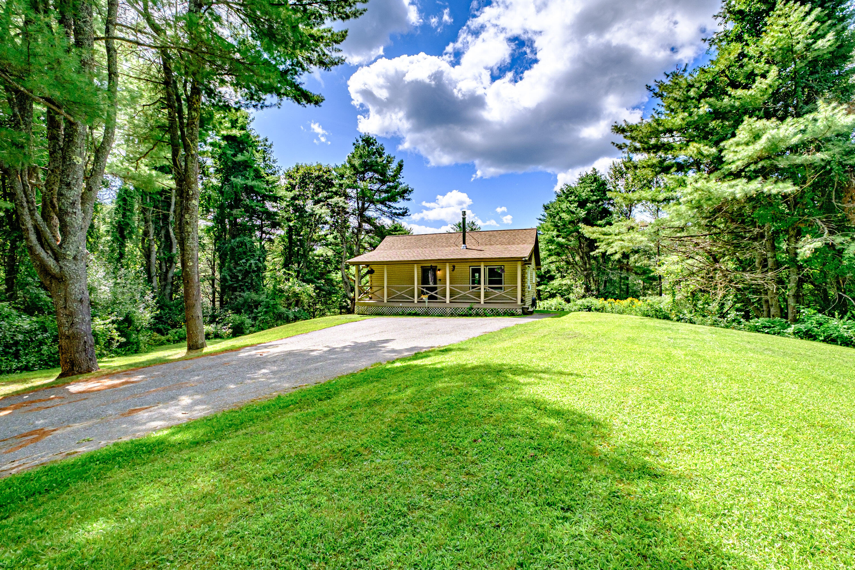 9 Otter Trace Brunswick, ME 04011 - Photo 1 of 28 20240823gp-61005