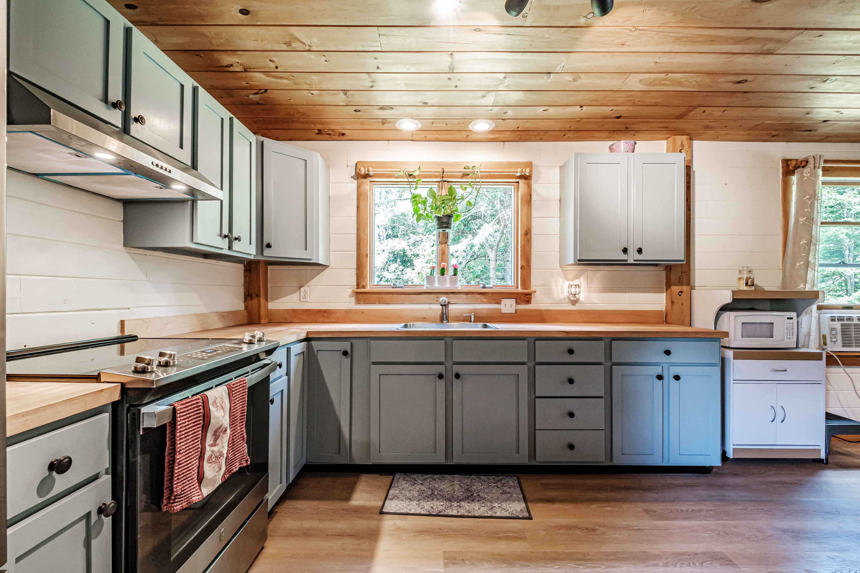 9 Otter Trace Brunswick, ME 04011 - Photo 12 of 28 20240823gp-61022