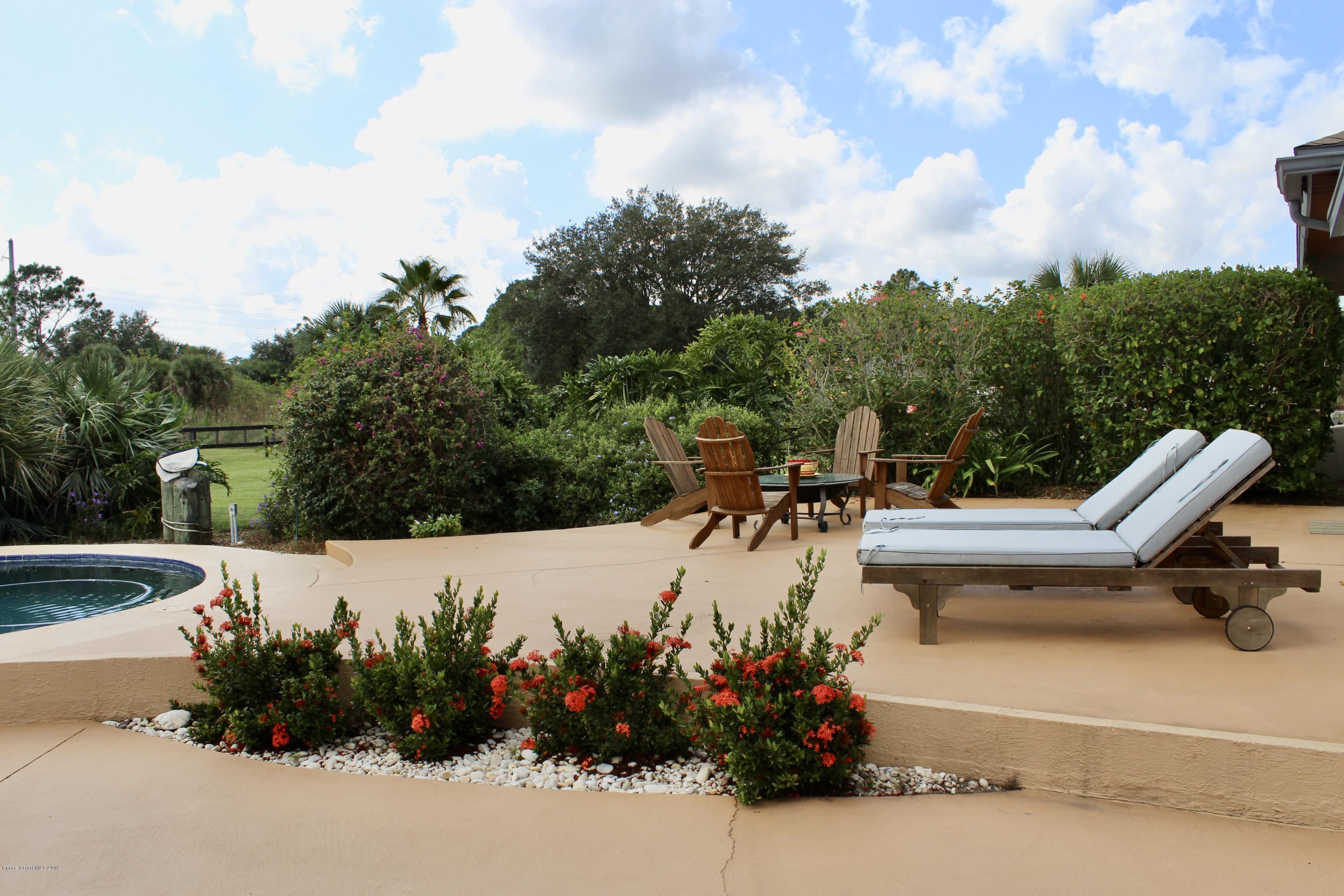 207 Deer Run Road Palm Bay, FL 32909 - Photo 25 of 36 Patio Area