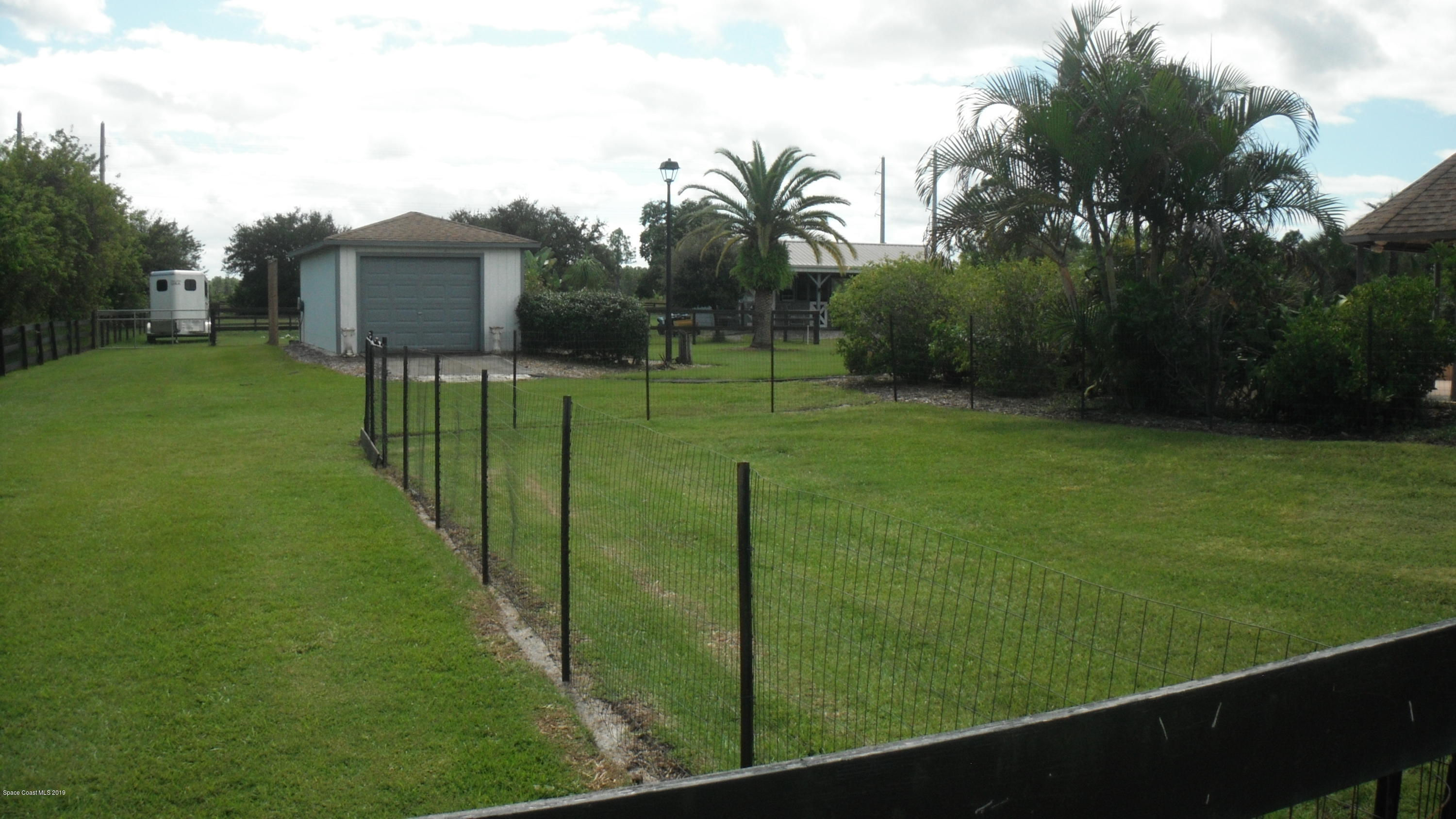 207 Deer Run Road Palm Bay, FL 32909 - Photo 32 of 36 Dog Run