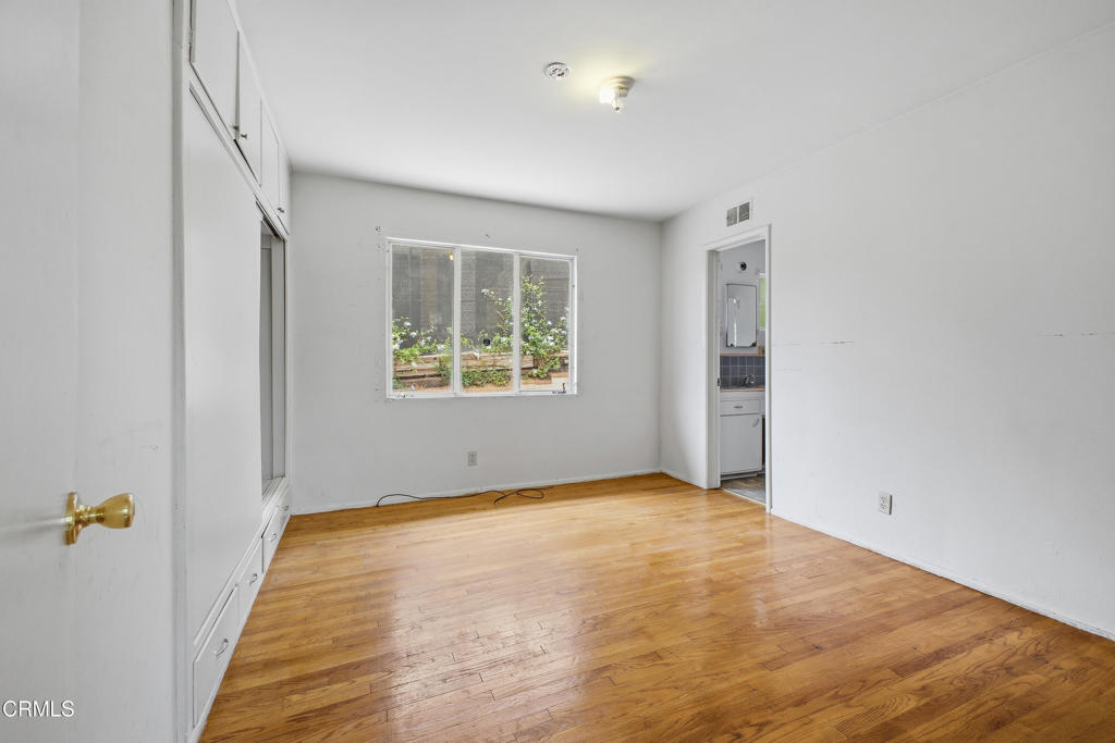 808 Valley View Road South Pasadena, CA 91030 - Photo 8 of 13 08 - Valley View (808)