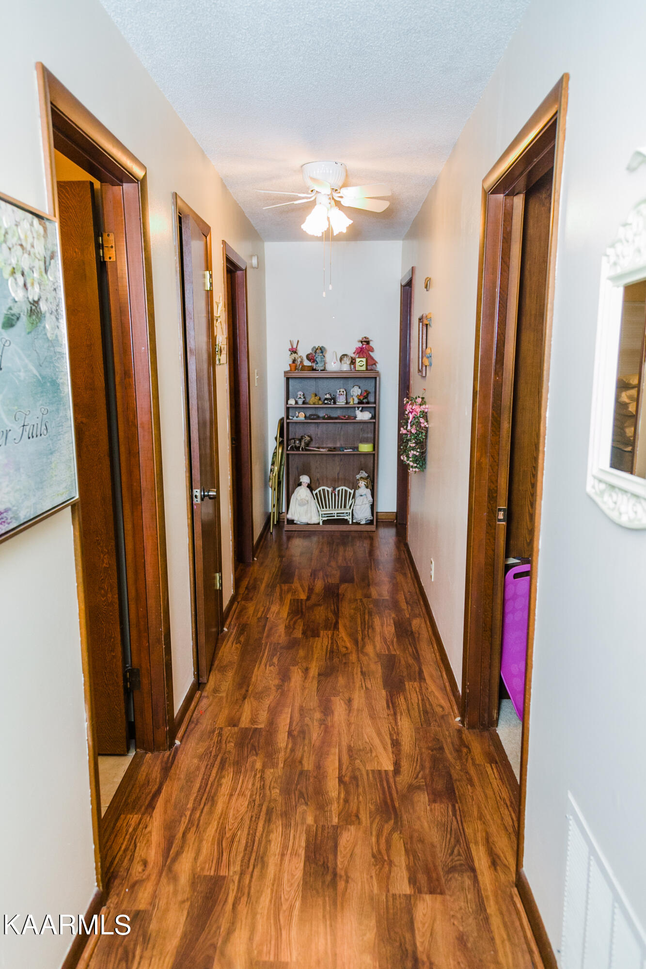 937 Radnor Road Maryville, TN 37804 - Photo 16 of 33 937Radnor-hallway 2