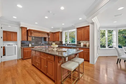 $8,488,000 | 19825 Douglass Lane, Saratoga, CA 95070