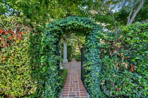 $8,488,000 | 19825 Douglass Lane, Saratoga, CA 95070