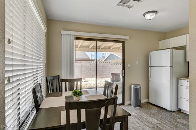 $1,600 | 4016 Calle Paula, Las Vegas, NV 89103