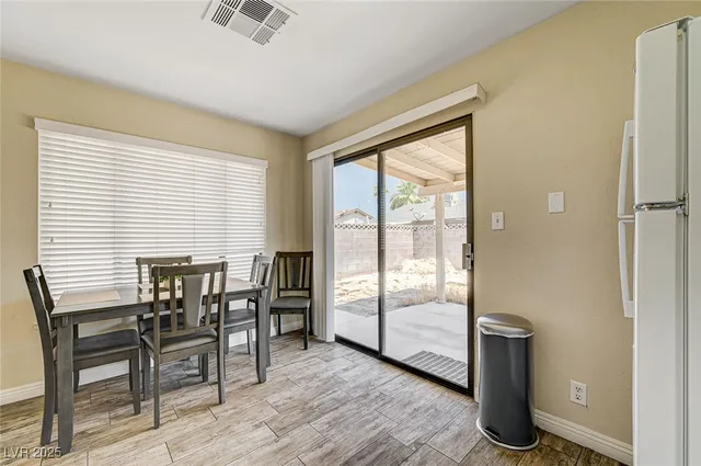 $1,600 | 4016 Calle Paula, Las Vegas, NV 89103