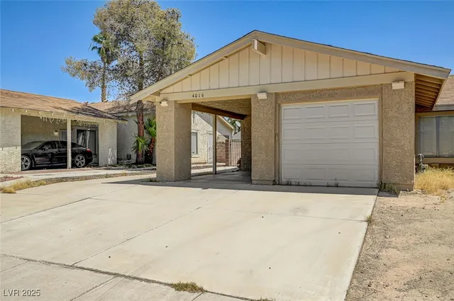 $1,600 | 4016 Calle Paula, Las Vegas, NV 89103