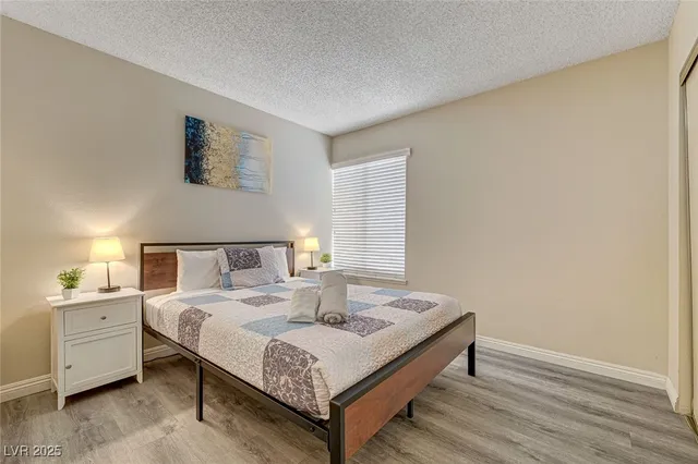 $1,600 | 4016 Calle Paula, Las Vegas, NV 89103