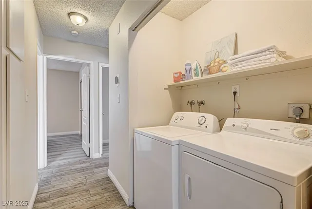 $1,600 | 4016 Calle Paula, Las Vegas, NV 89103