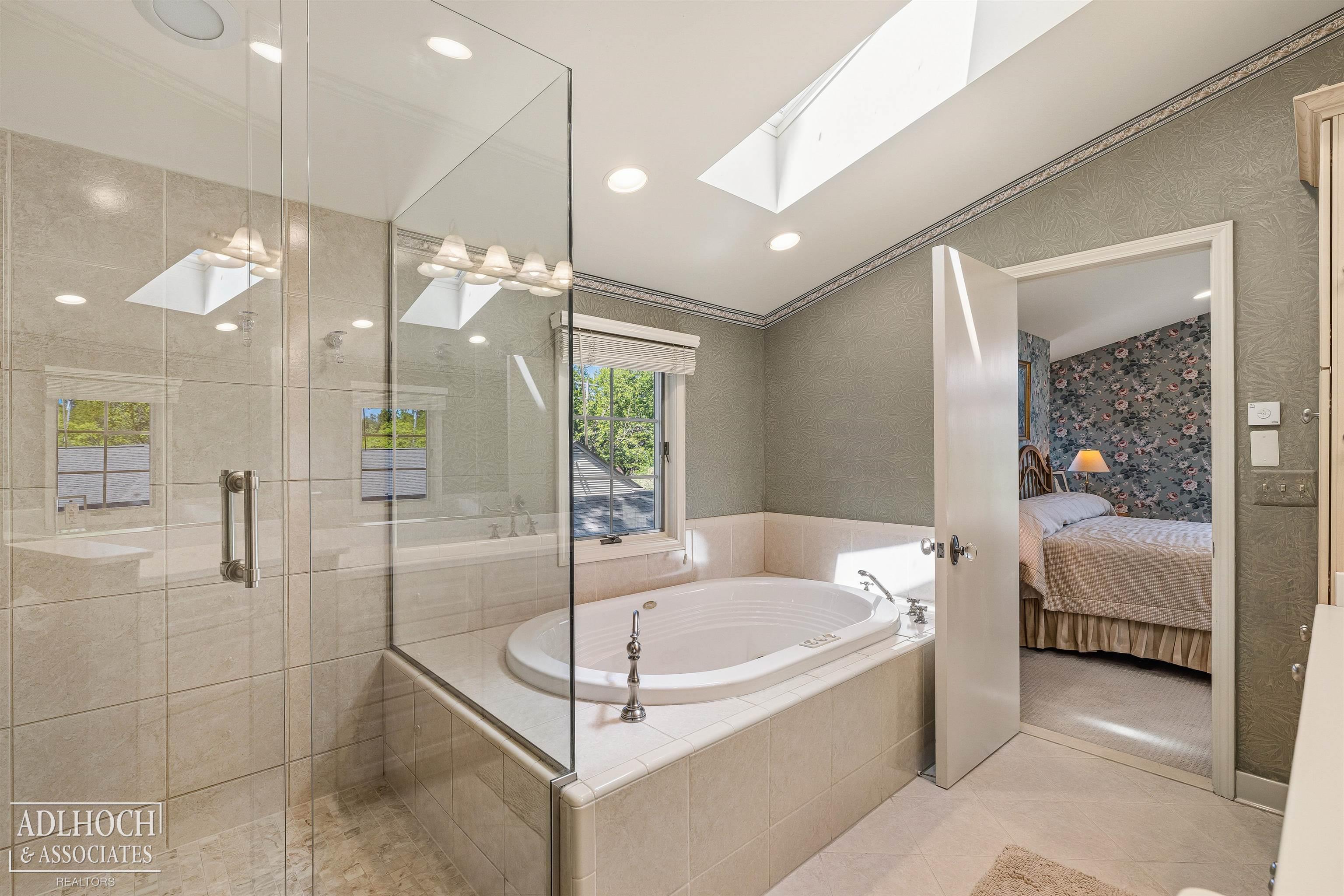 1254 Berkshire Road Grosse Pointe, MI 48230 - Photo 17 of 36