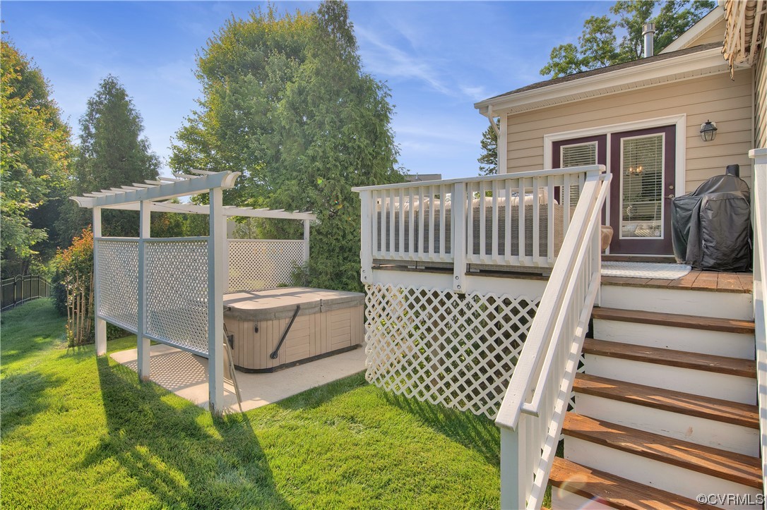 6418 Rivershook Terrace Moseley, VA 23120 - Photo 38 of 44 a view of a house with wooden fence and a large window