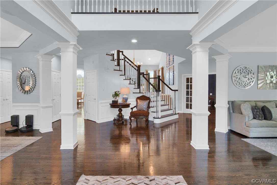 6418 Rivershook Terrace Moseley, VA 23120 - Photo 8 of 44 a living room with furniture and wooden floor