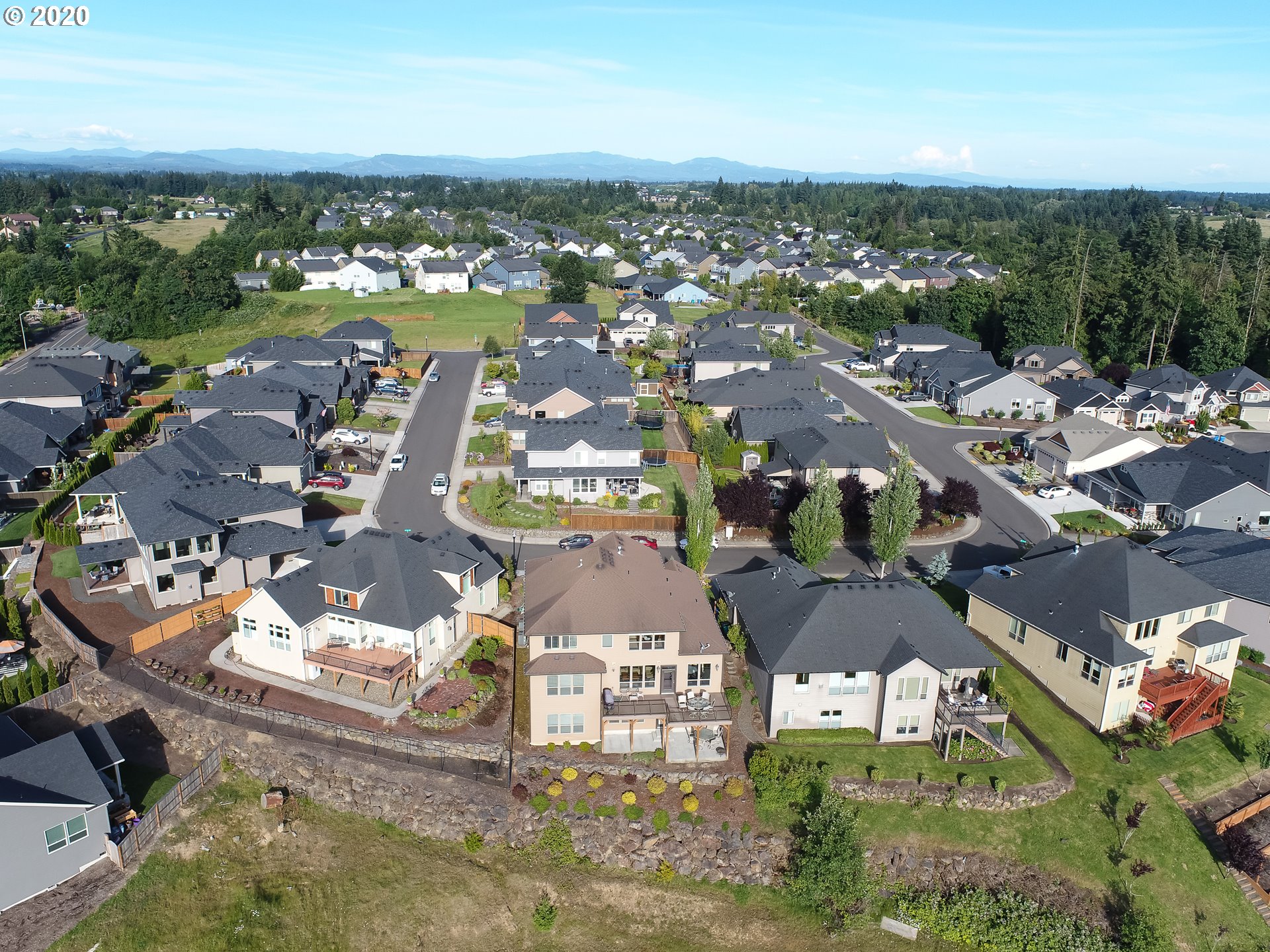 929 North 11th Place Ridgefield, WA 98642 - Photo 2 of 32