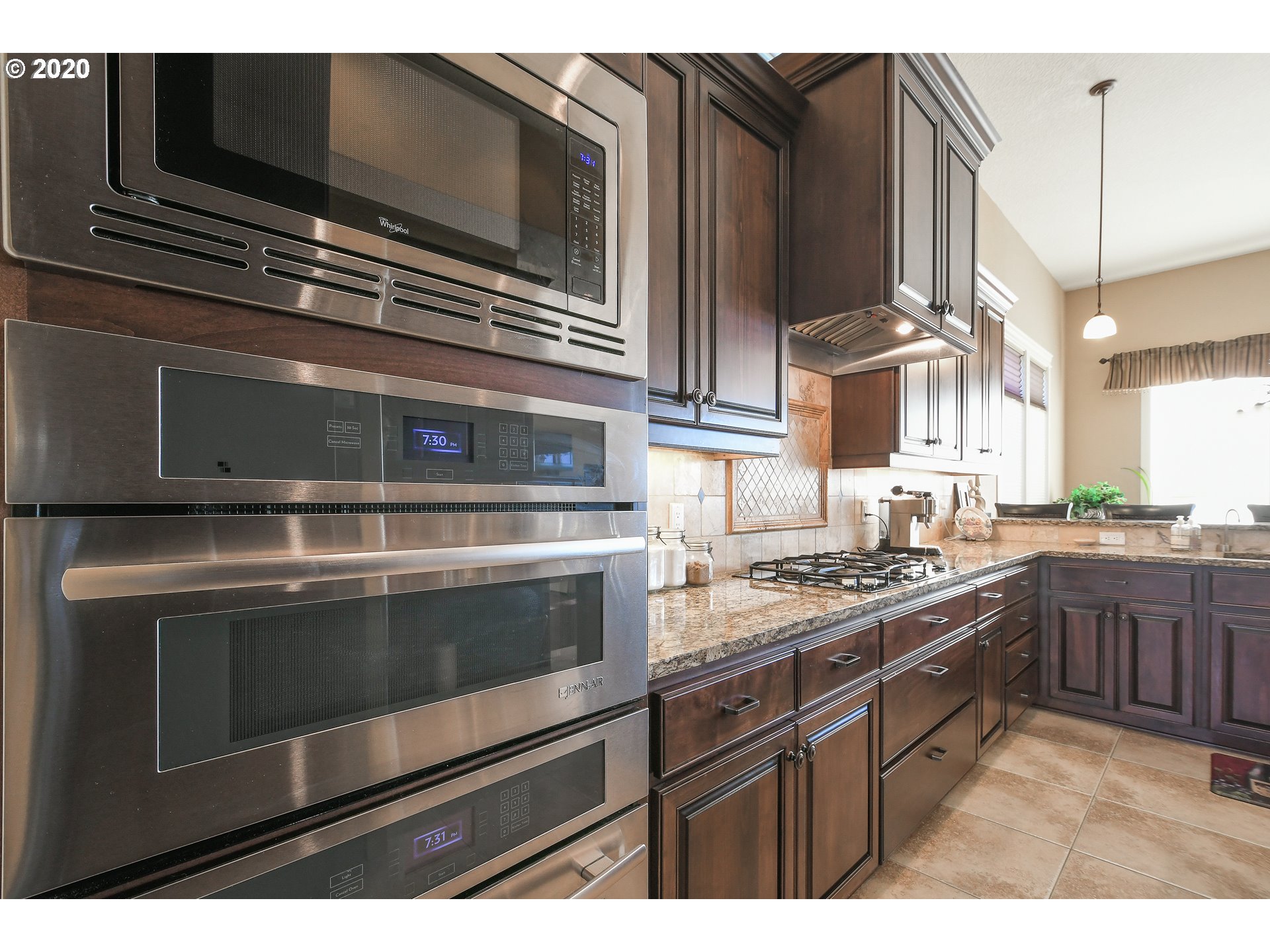 929 North 11th Place Ridgefield, WA 98642 - Photo 8 of 32