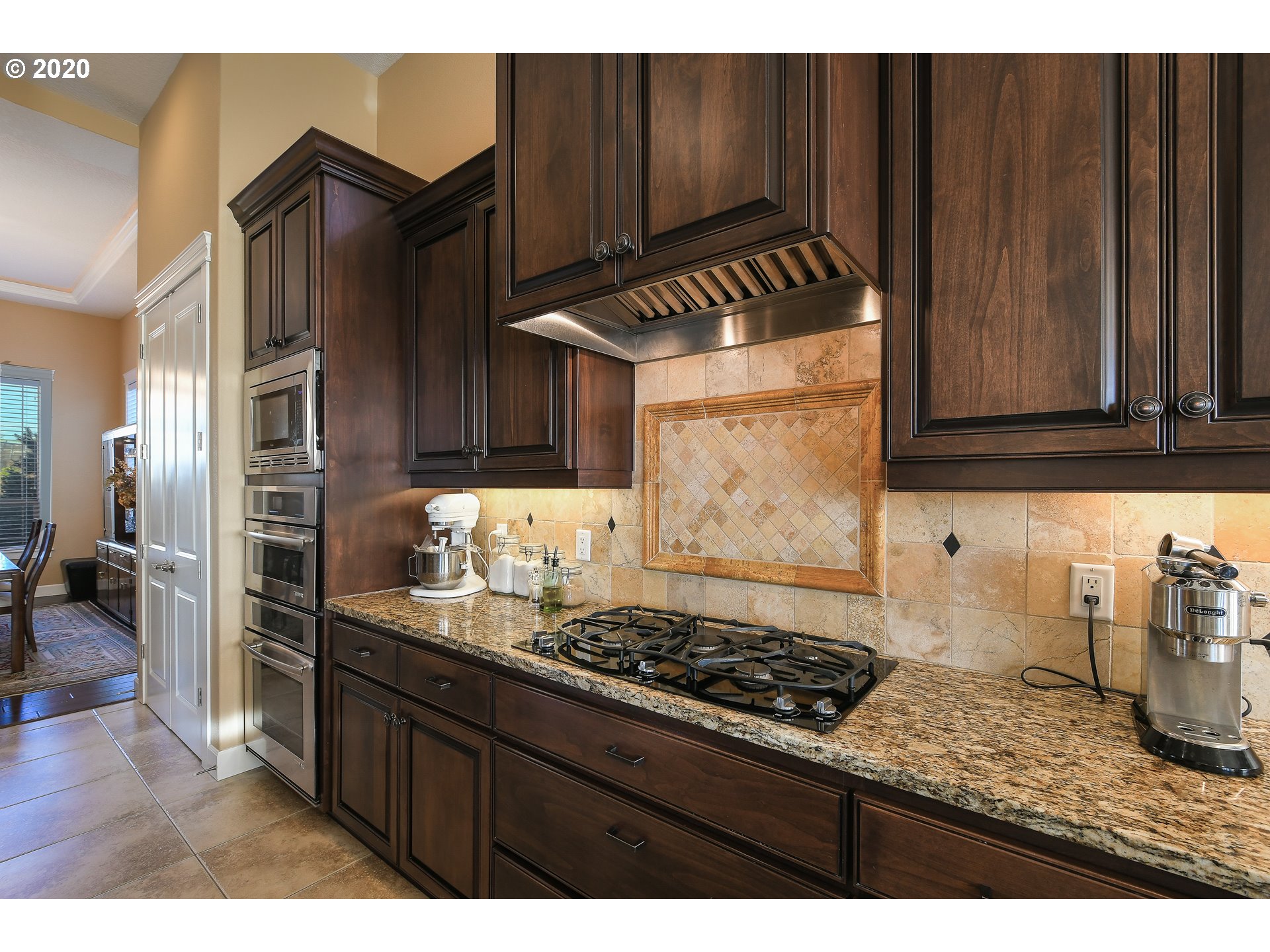 929 North 11th Place Ridgefield, WA 98642 - Photo 10 of 32
