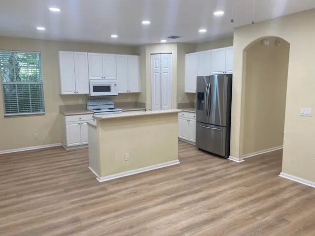 $3,700 | 4456 Regal Court, Delray Beach, FL 33445