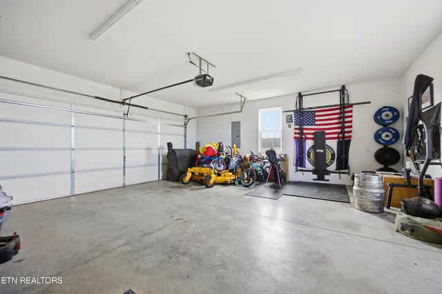 $269,000 | 722 Williams Creek Road, Oneida, TN 37841