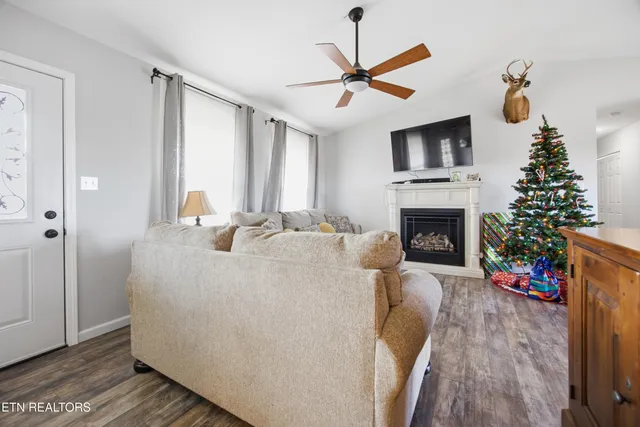 $269,000 | 722 Williams Creek Road, Oneida, TN 37841