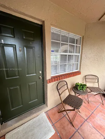 $2,400 | 8657 Southwest 5th Street, Unit 205, Pembroke Pines, FL 33025