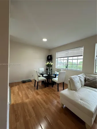 $2,400 | 8657 Southwest 5th Street, Unit 205, Pembroke Pines, FL 33025