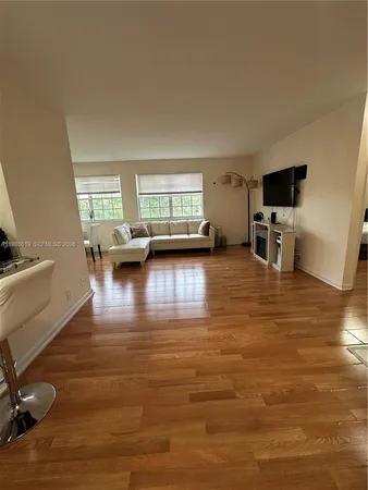$2,400 | 8657 Southwest 5th Street, Unit 205, Pembroke Pines, FL 33025