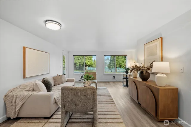 $349,000 | 707 North 130th Street, Unit B204, Seattle, WA 98133