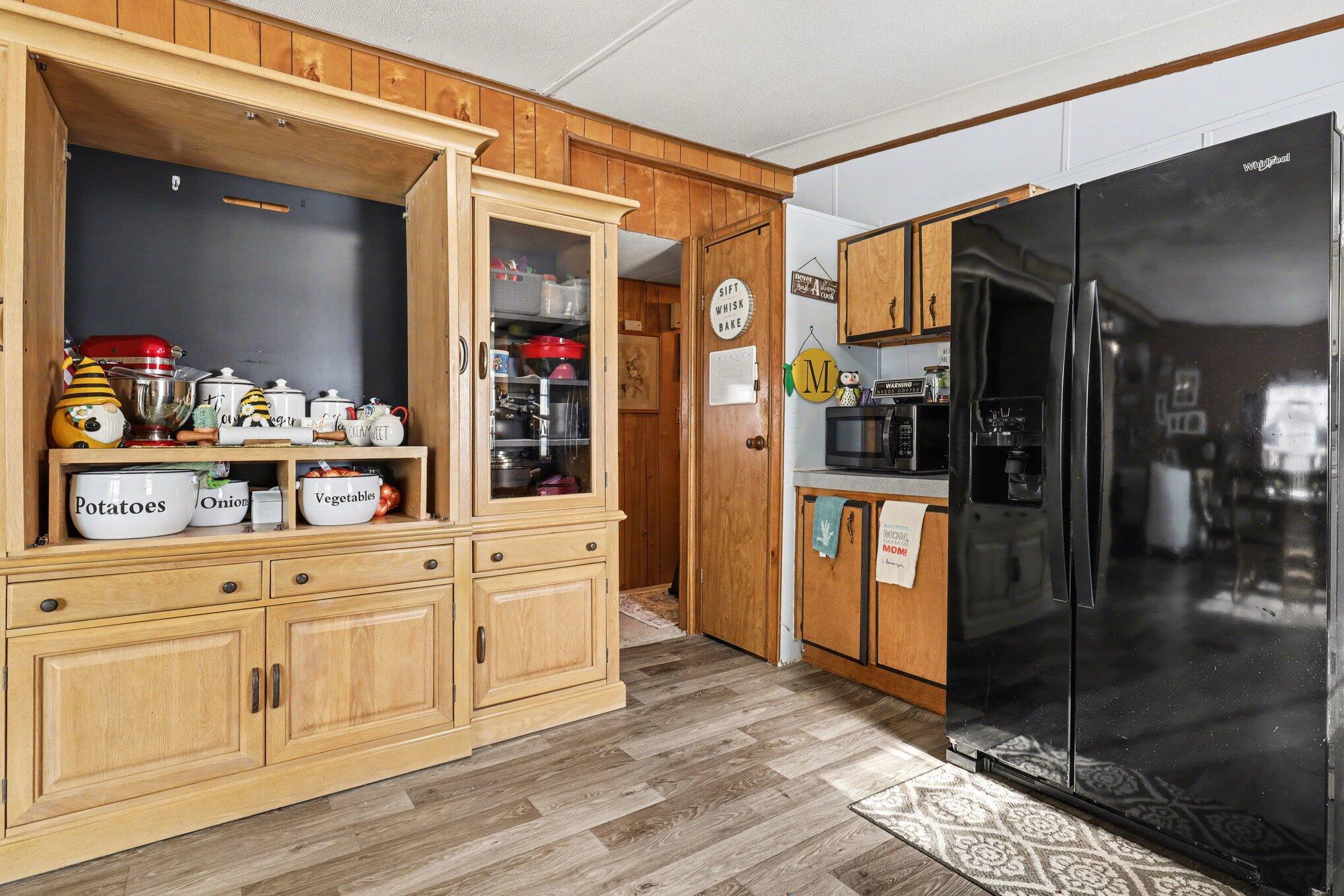 11817 21 Mile Road Northeast Sand Lake, MI 49343 - Photo 12 of 29 014_file_1488