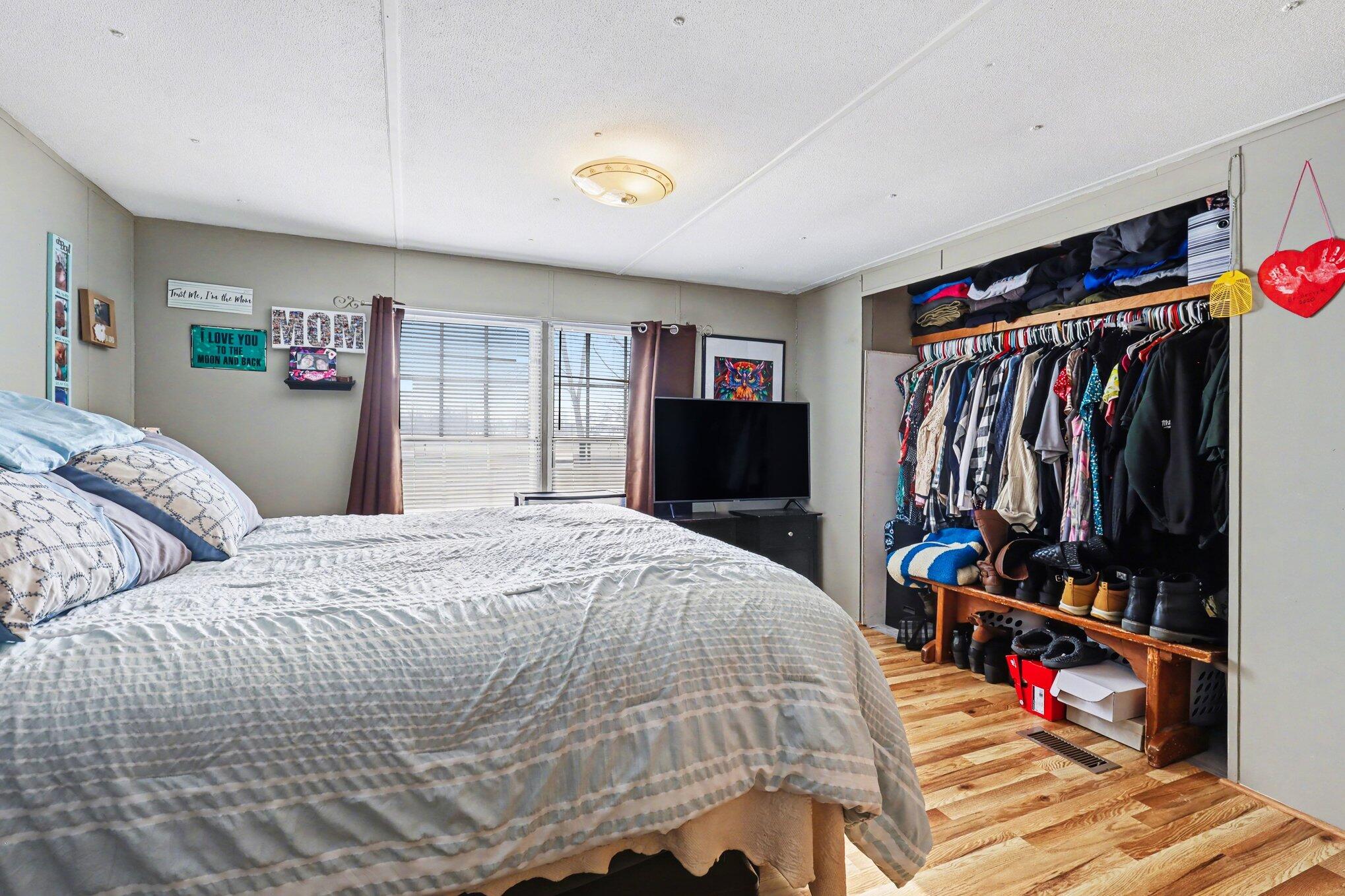 11817 21 Mile Road Northeast Sand Lake, MI 49343 - Photo 18 of 29 020_file_1943