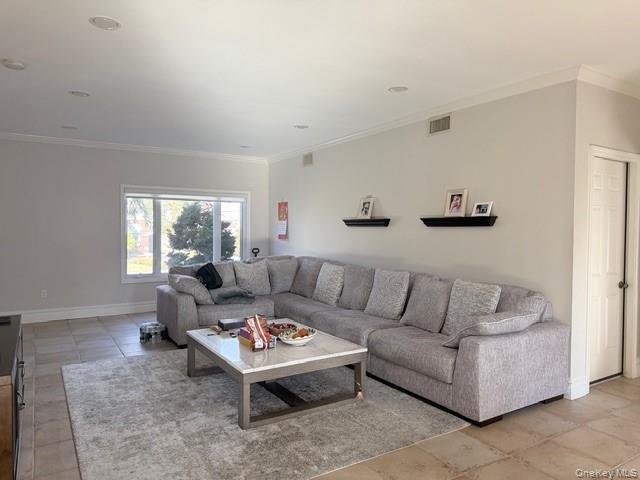 316 Roxbury Road South Garden City, NY 11530 - Photo 6 of 20