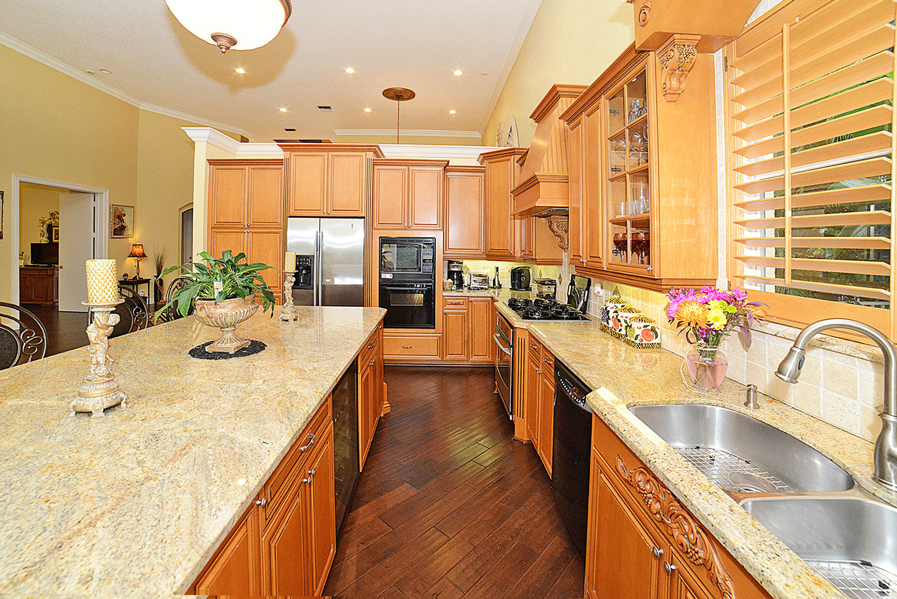 4134 Briarcliff Circle Boca Raton, FL 33496 - Photo 18 of 46 Kitchen Work Area