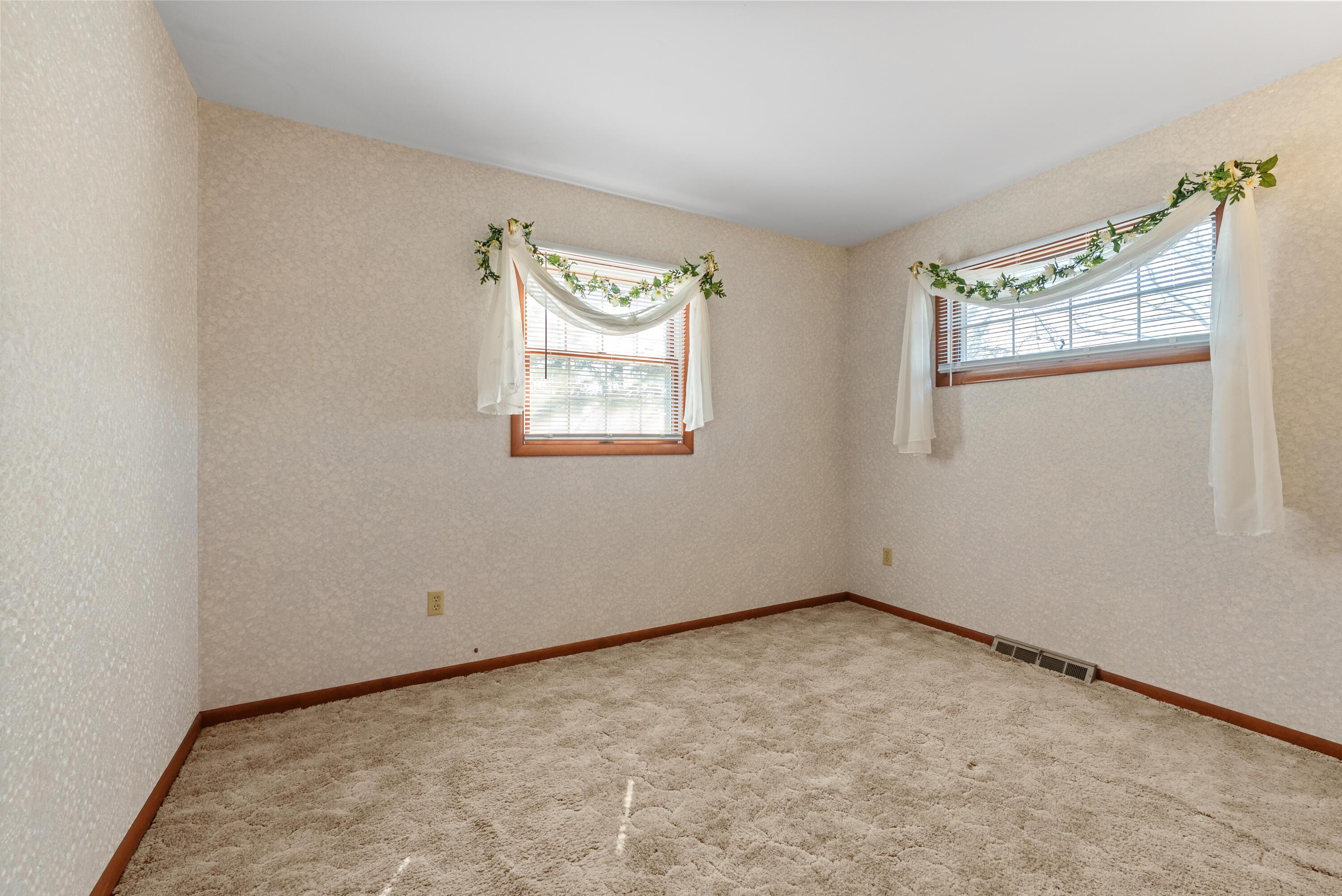 6980 South Old State Road Lewis Center, OH 43035 - Photo 25 of 66 Bedroom