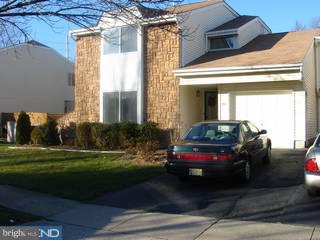 28 Geraldine Road East Windsor, NJ 08520 - Photo 1 of 5