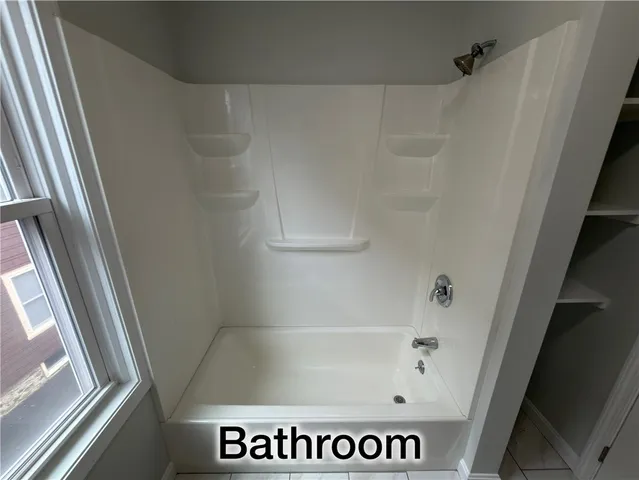 $1,850 | 38 Rebekah Street, Woonsocket, RI 02895