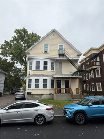 $1,850 | 38 Rebekah Street, Woonsocket, RI 02895