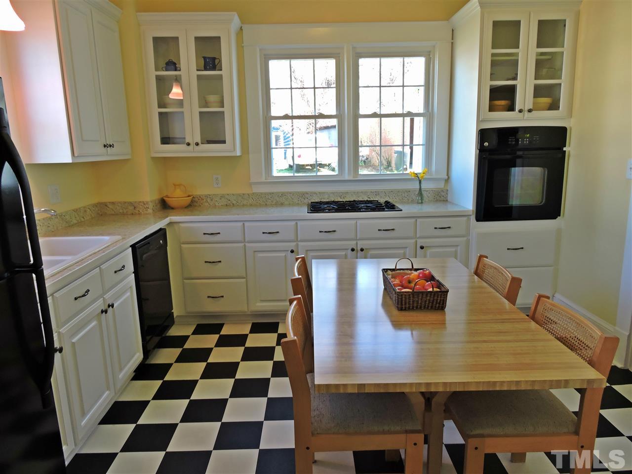 508 South Main Street Roxboro, NC 27573 - Photo 4 of 25