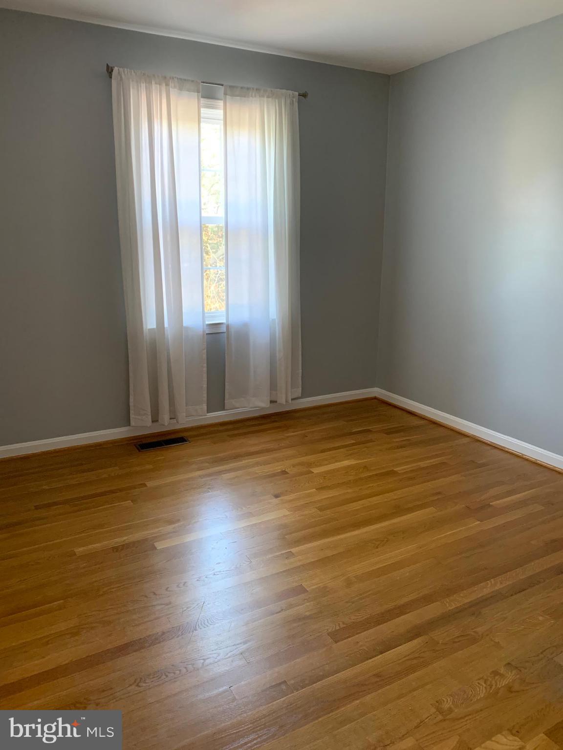 7069 Leestone Street Springfield, VA 22151 - Photo 24 of 40 Bedroom #2