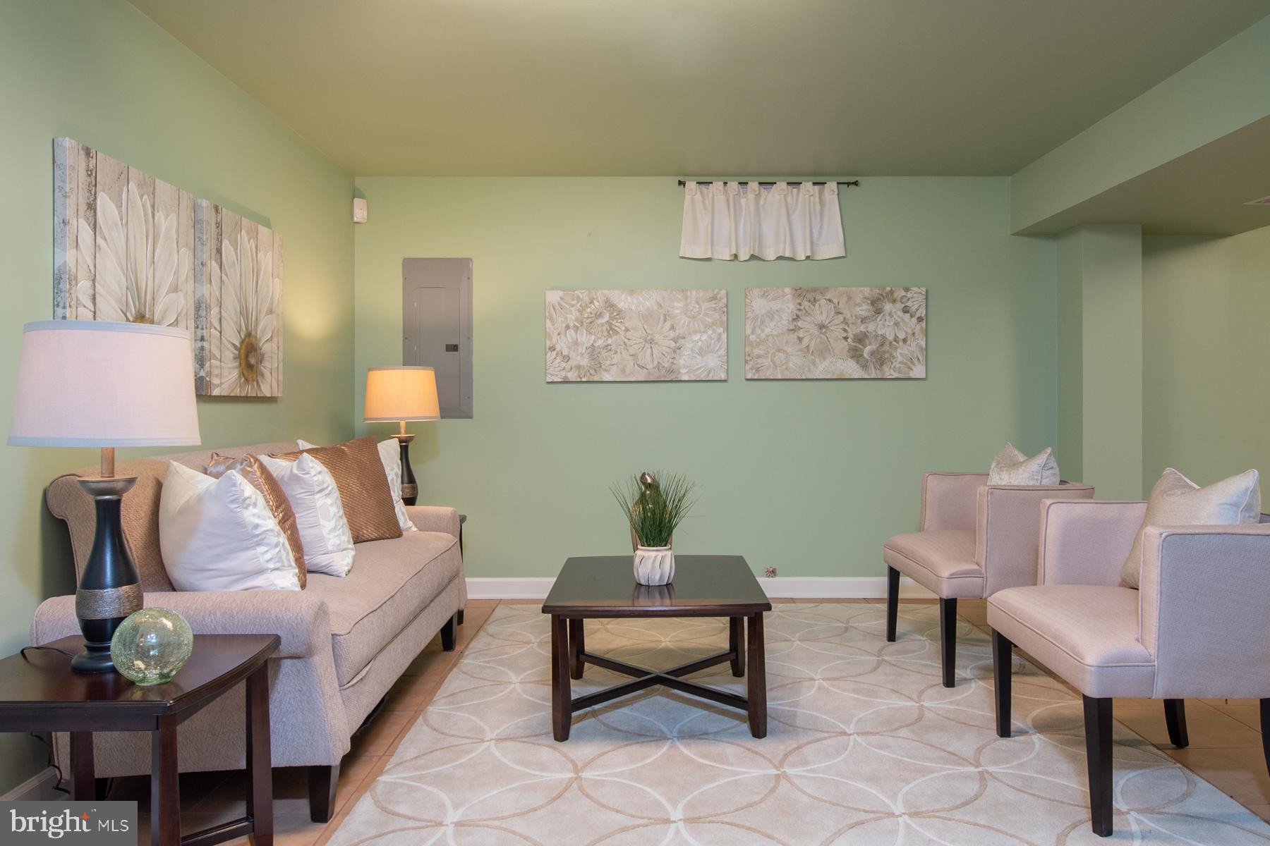 8026 Fordson Road Alexandria, VA 22306 - Photo 29 of 67 Gallery Image 29