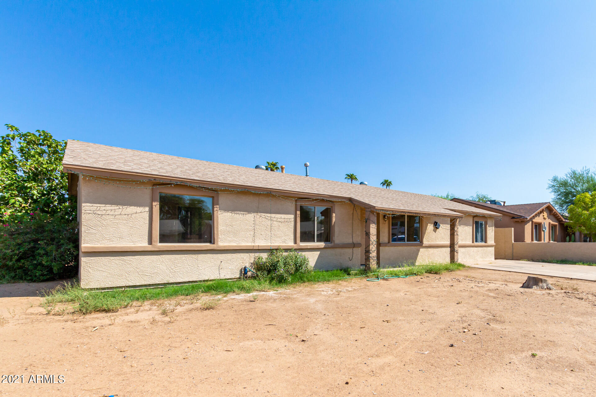 6538 West Granada Road Phoenix, AZ 85035 - Photo 2 of 28 0002-02 - Granada