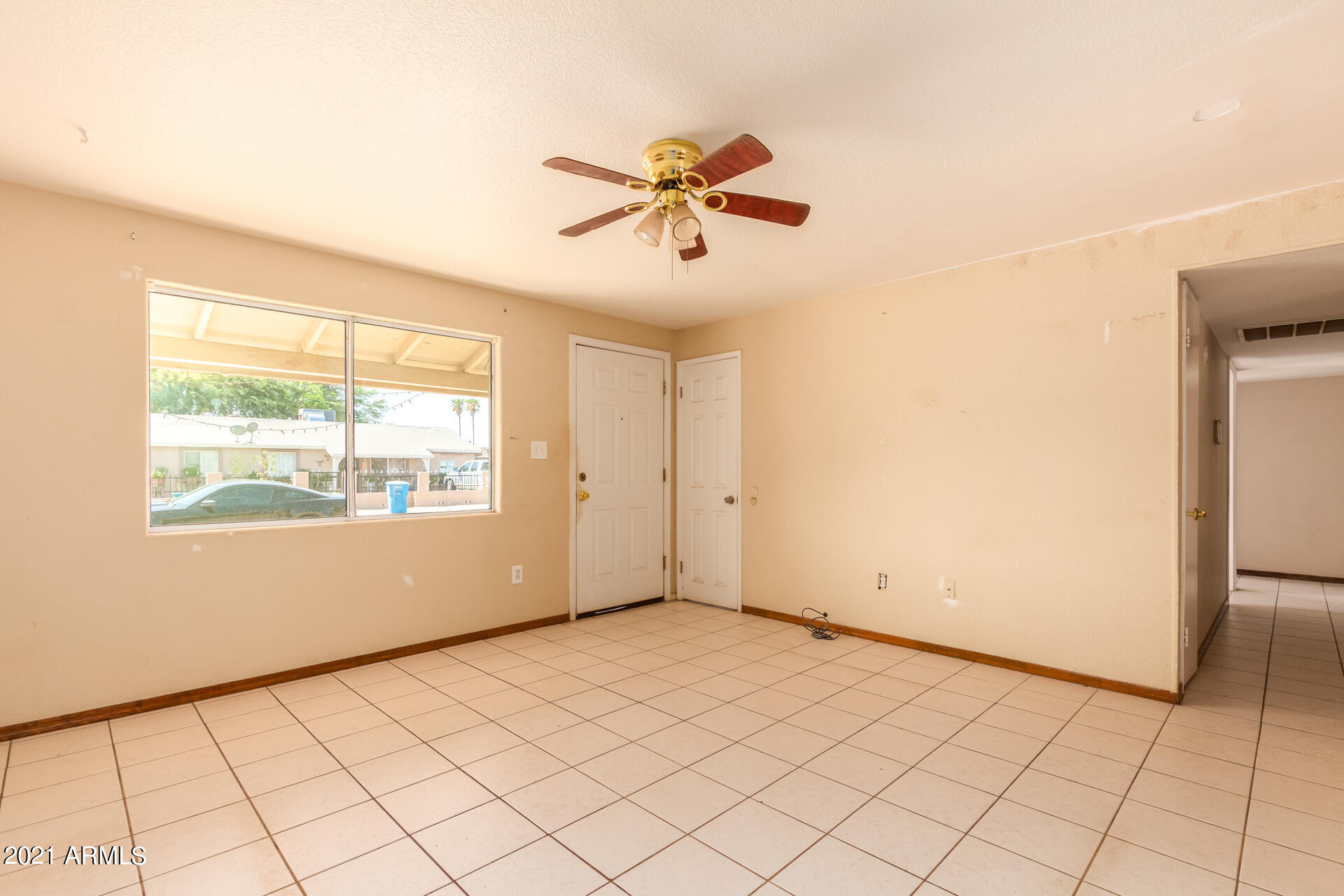 6538 West Granada Road Phoenix, AZ 85035 - Photo 3 of 28 0003-04 - Granada