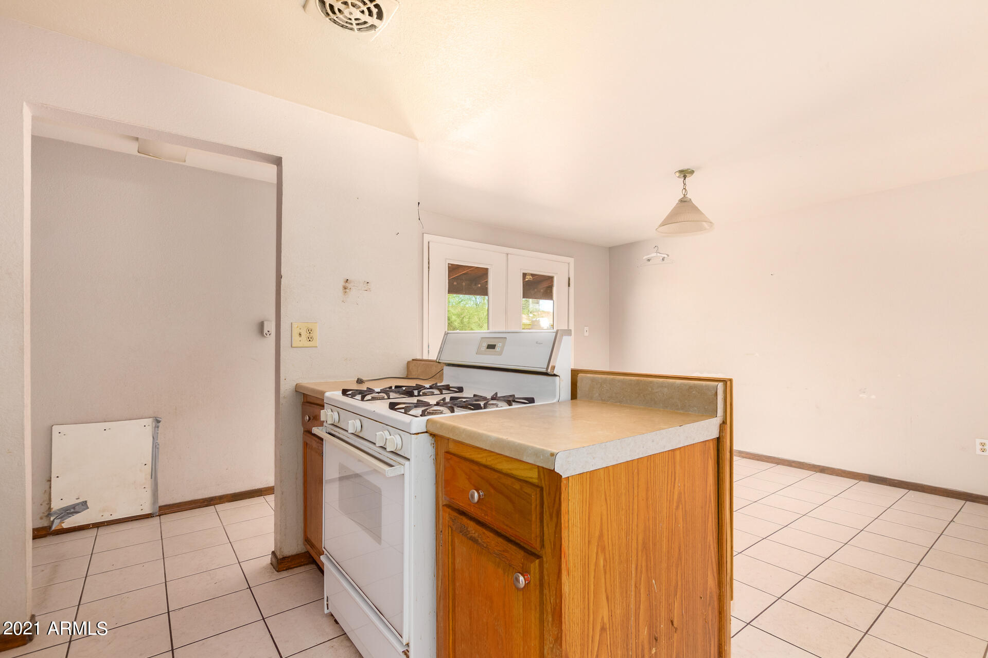 6538 West Granada Road Phoenix, AZ 85035 - Photo 5 of 28 0005-05 - Granada