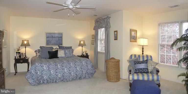 Bedroom (Master)